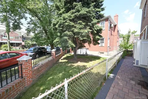 8223 Caldwell Avenue Middle Village NY 11379