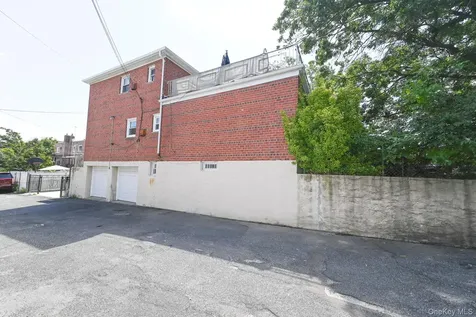 8223 Caldwell Avenue Middle Village NY 11379
