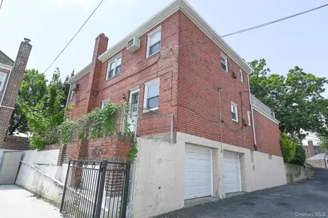8223 Caldwell Avenue Middle Village NY 11379