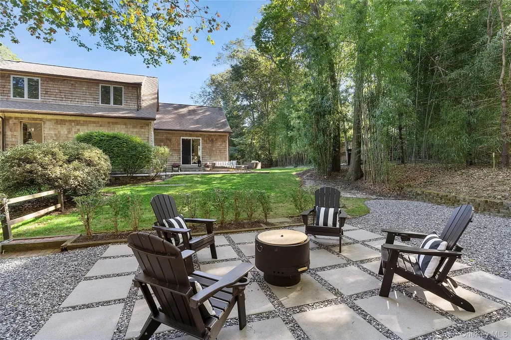 3 Breezy Point Road Wading River NY 11792