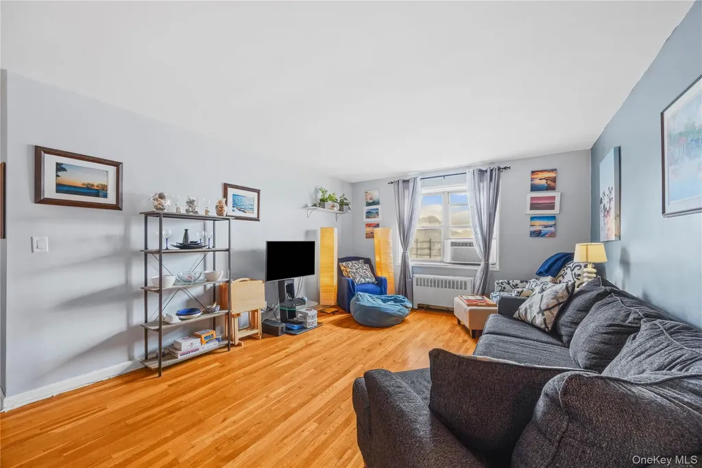 1234 Midland Avenue Bronxville NY 10708