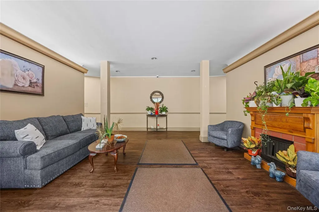 1234 Midland Avenue Bronxville NY 10708