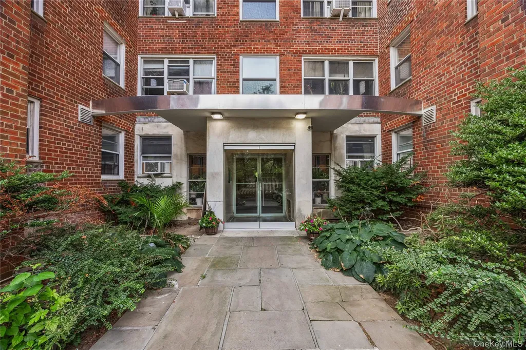 1234 Midland Avenue Bronxville NY 10708