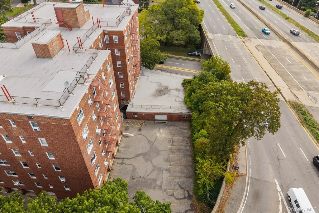 1234 Midland Avenue Bronxville NY 10708