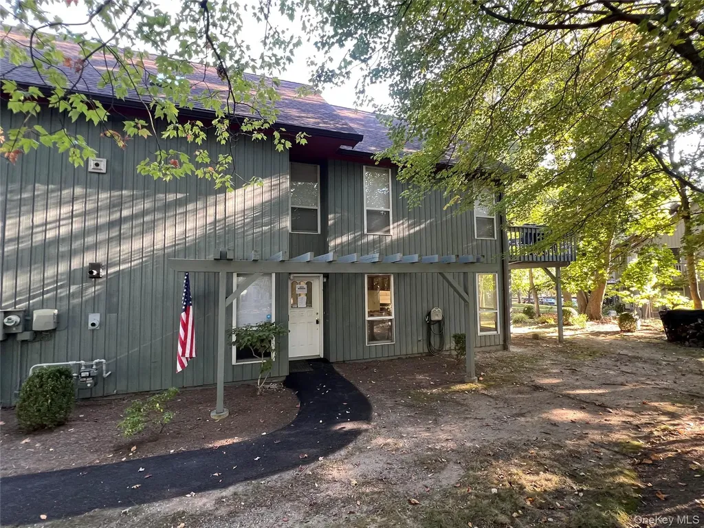 31 Bleakley Drive Peekskill NY 10566