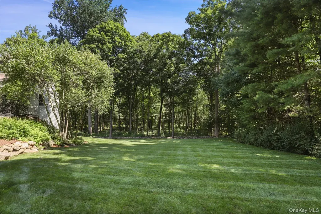 23 Kendall Road Pound Ridge NY 10576