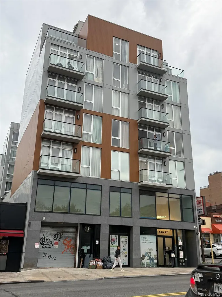 146-17 Northern Boulevard Flushing NY 11354