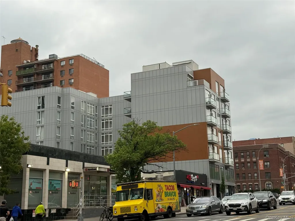 146-17 Northern Boulevard Flushing NY 11354