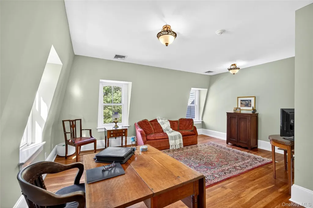 250 Route 100 Mount Kisco NY 10549