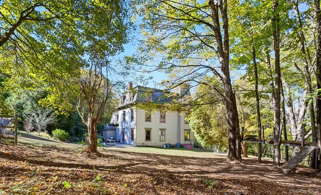 250 Route 100 Mount Kisco NY 10549