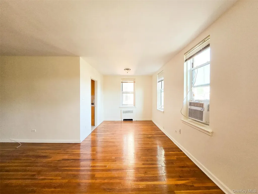 30-11 Parsons Boulevard Flushing NY 11354