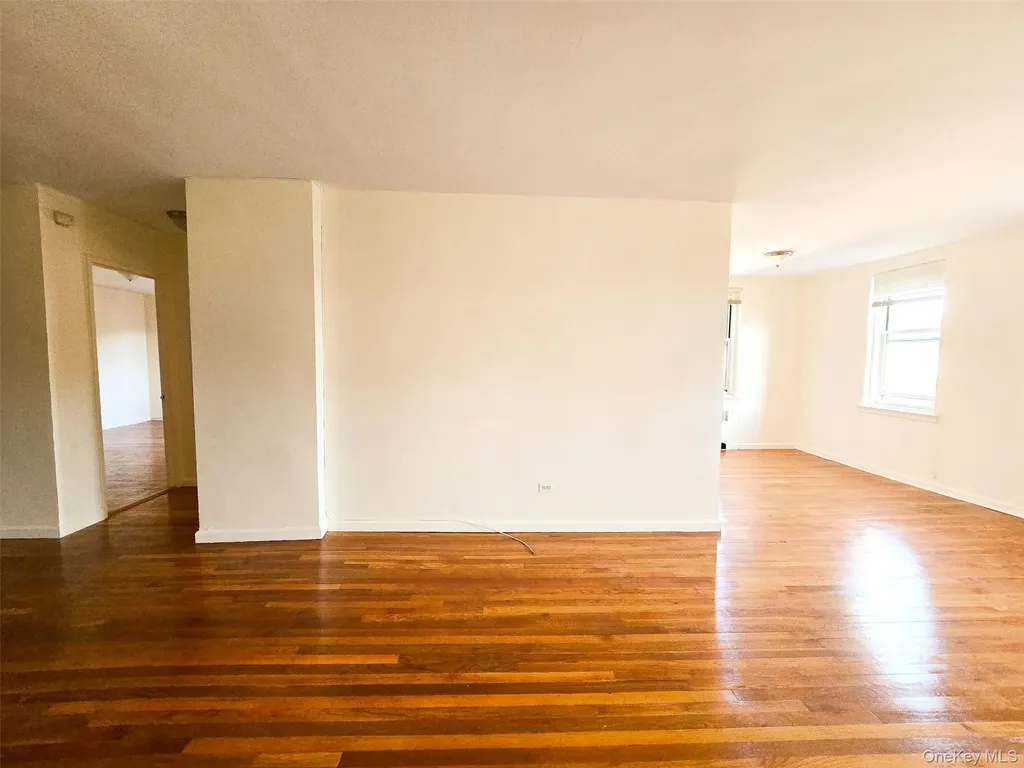30-11 Parsons Boulevard Flushing NY 11354