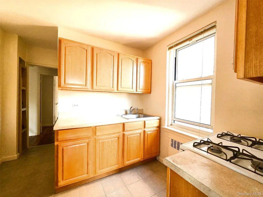 30-11 Parsons Boulevard Flushing NY 11354