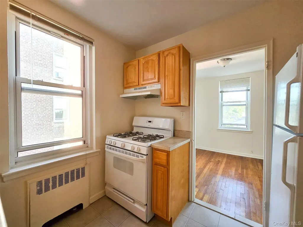 30-11 Parsons Boulevard Flushing NY 11354