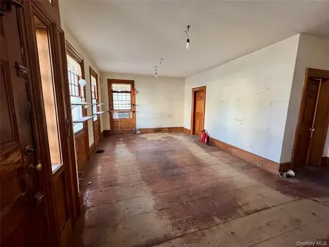 425 Main Greenport NY 11944
