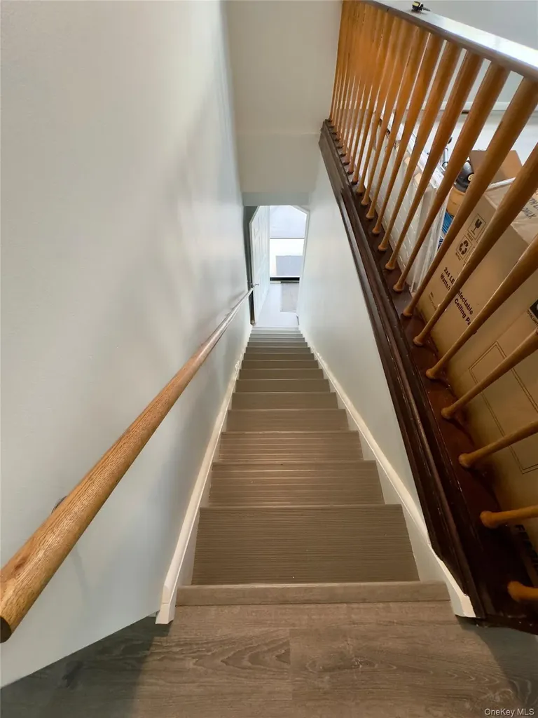 12 Elkay Chester NY 10918