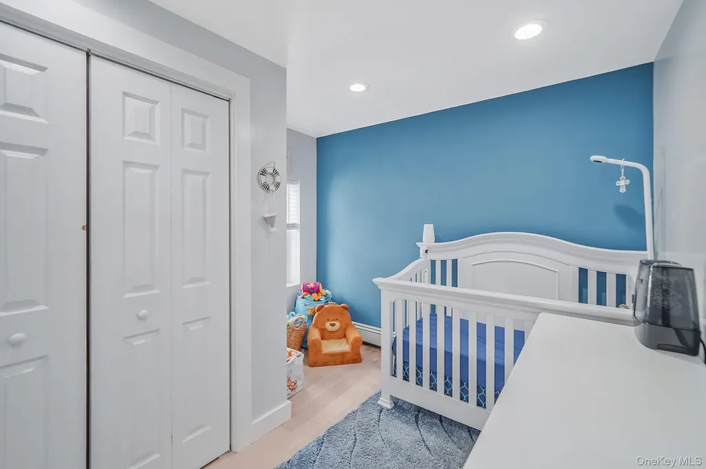 252 Arthur Street Freeport NY 11520