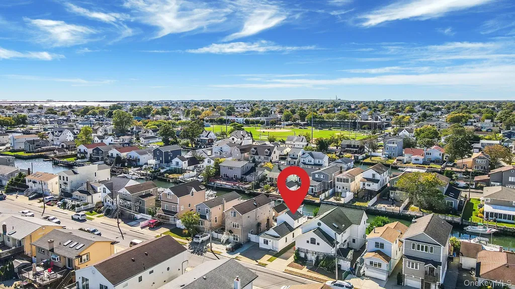 252 Arthur Street Freeport NY 11520