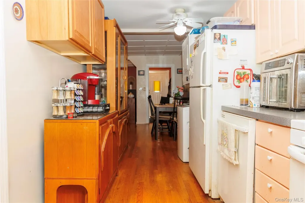 6 Elm Place Bronx NY 10465