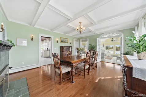 260 Ocean Avenue Amityville NY 11701