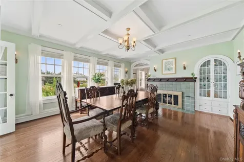 260 Ocean Avenue Amityville NY 11701