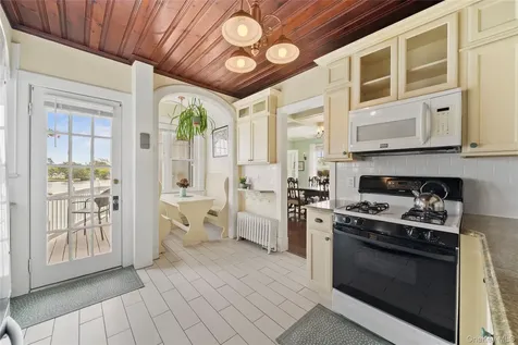 260 Ocean Avenue Amityville NY 11701