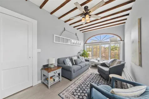 260 Ocean Avenue Amityville NY 11701