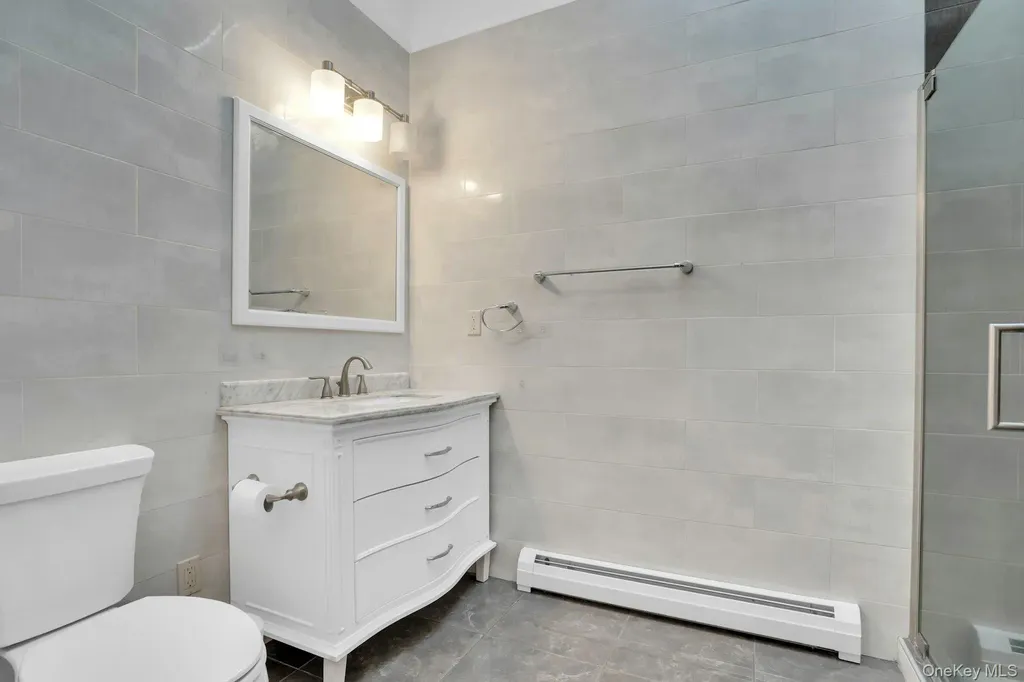 33 Pittoni Drive Commack NY 11725