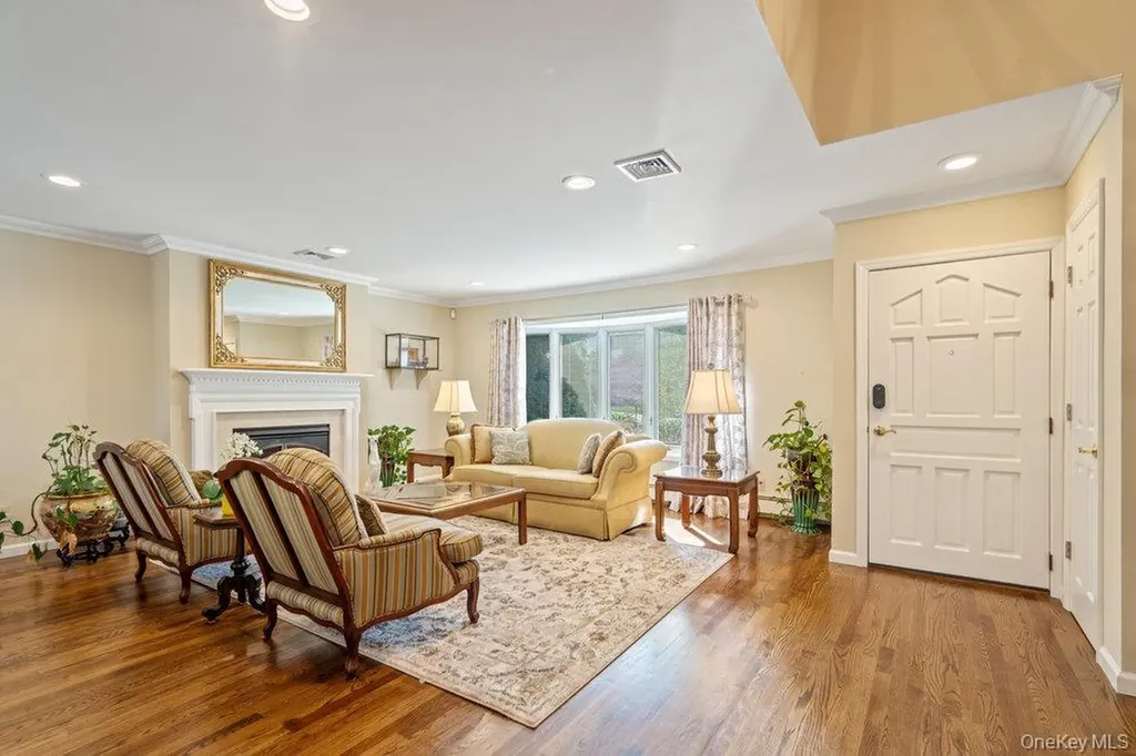 1 Jerome Drive Farmingdale NY 11735