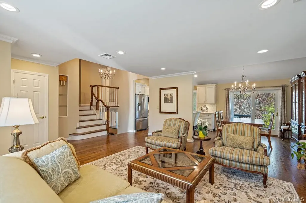 1 Jerome Drive Farmingdale NY 11735