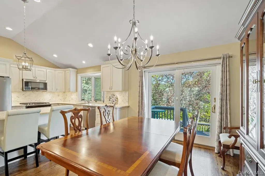 1 Jerome Drive Farmingdale NY 11735