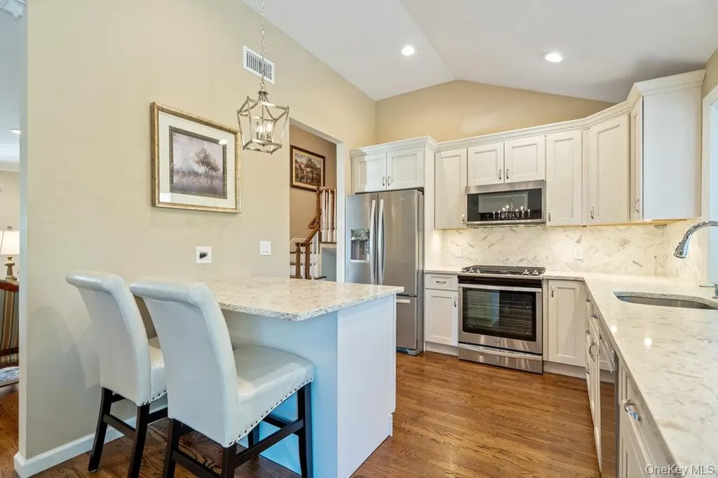 1 Jerome Drive Farmingdale NY 11735