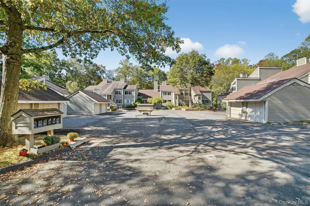 132 Stone Meadow South Salem NY 10590