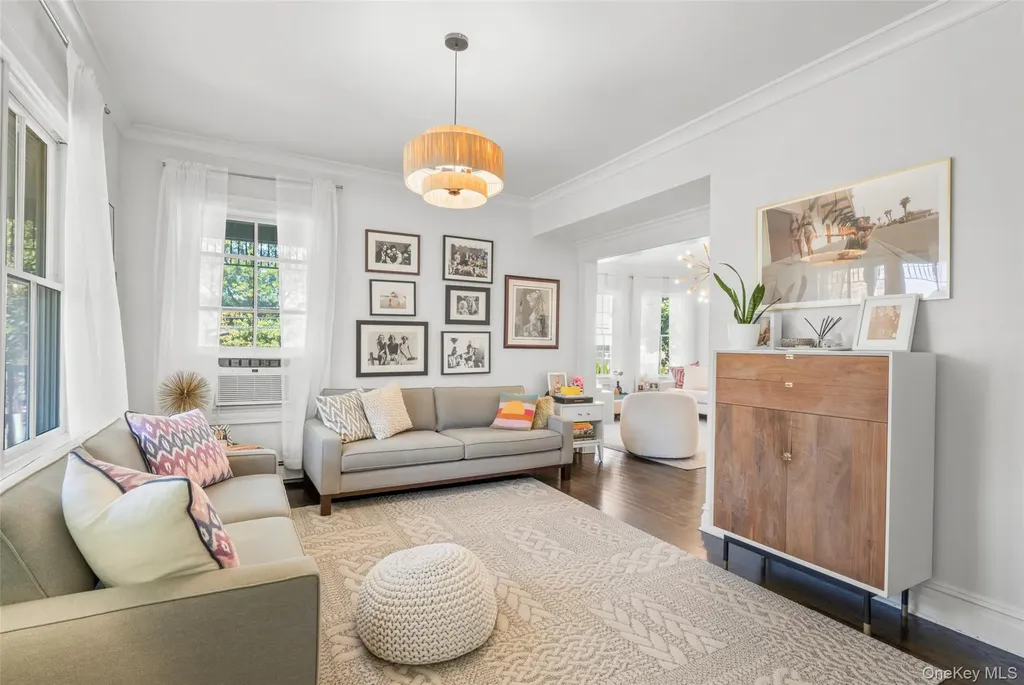 251 Mount Pleasant Avenue Mamaroneck NY 10543