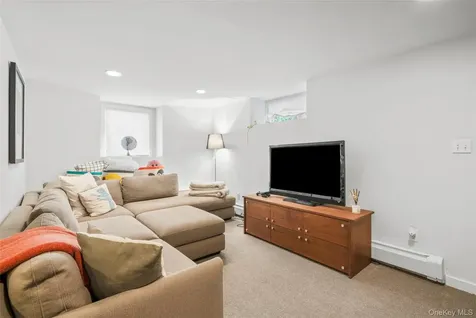 251 Mount Pleasant Avenue Mamaroneck NY 10543