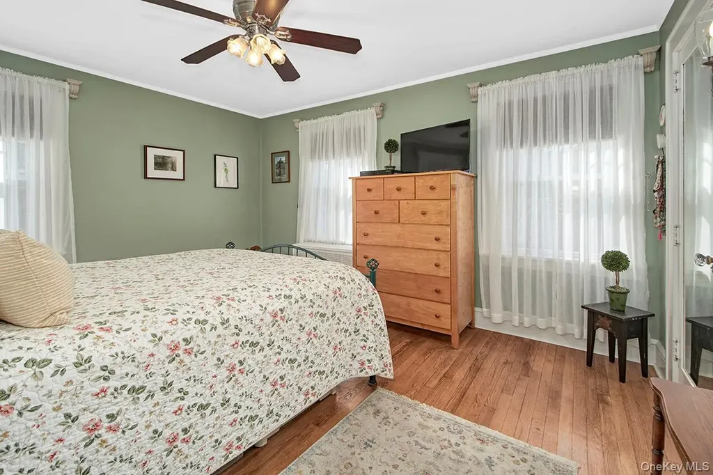 72 Ogden Avenue White Plains NY 10605