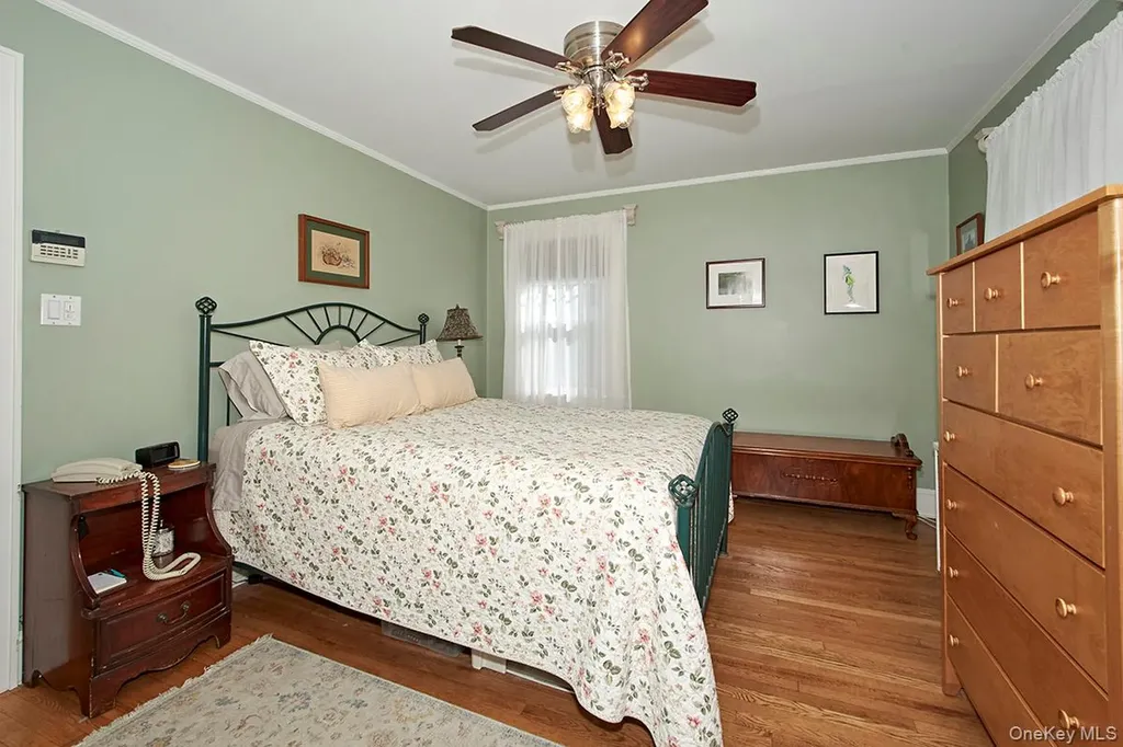 72 Ogden Avenue White Plains NY 10605