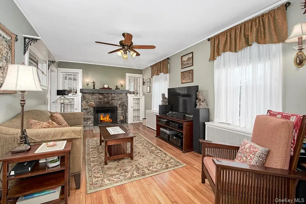 72 Ogden Avenue White Plains NY 10605