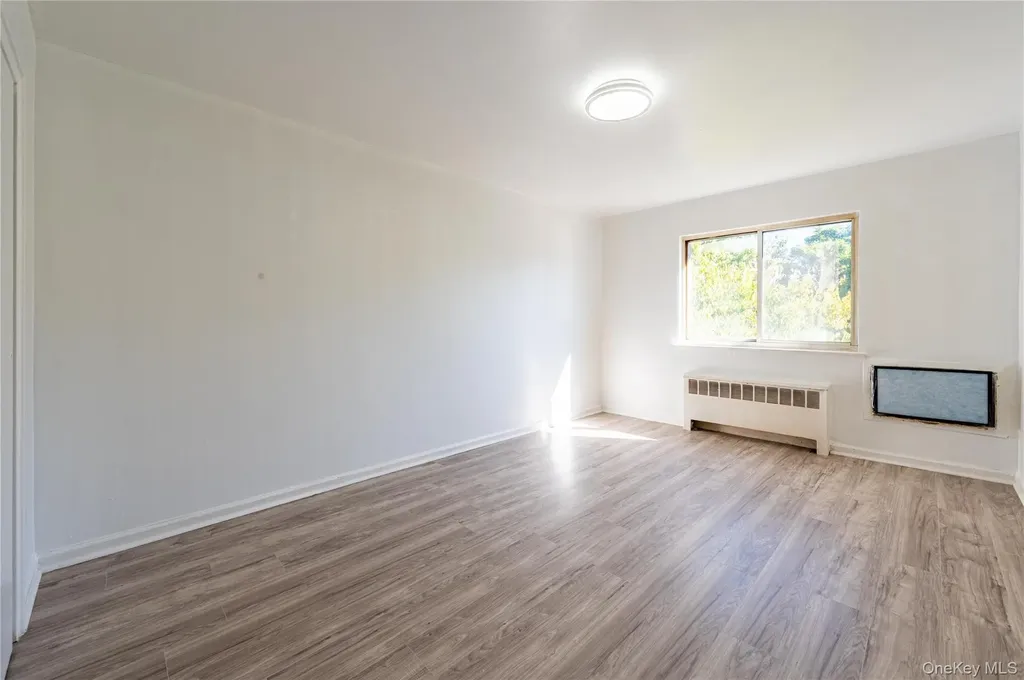 2730 Barnes Avenue Bronx NY 10467