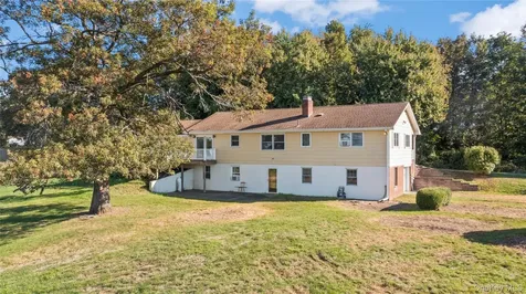 76 Smith Road Kinderhook NY 12106