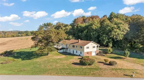 76 Smith Road Kinderhook NY 12106