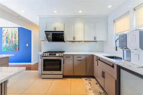 5612 212th Street Bayside NY 11364