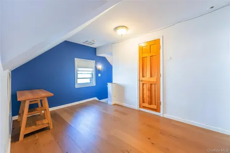 5612 212th Street Bayside NY 11364