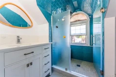 5612 212th Street Bayside NY 11364