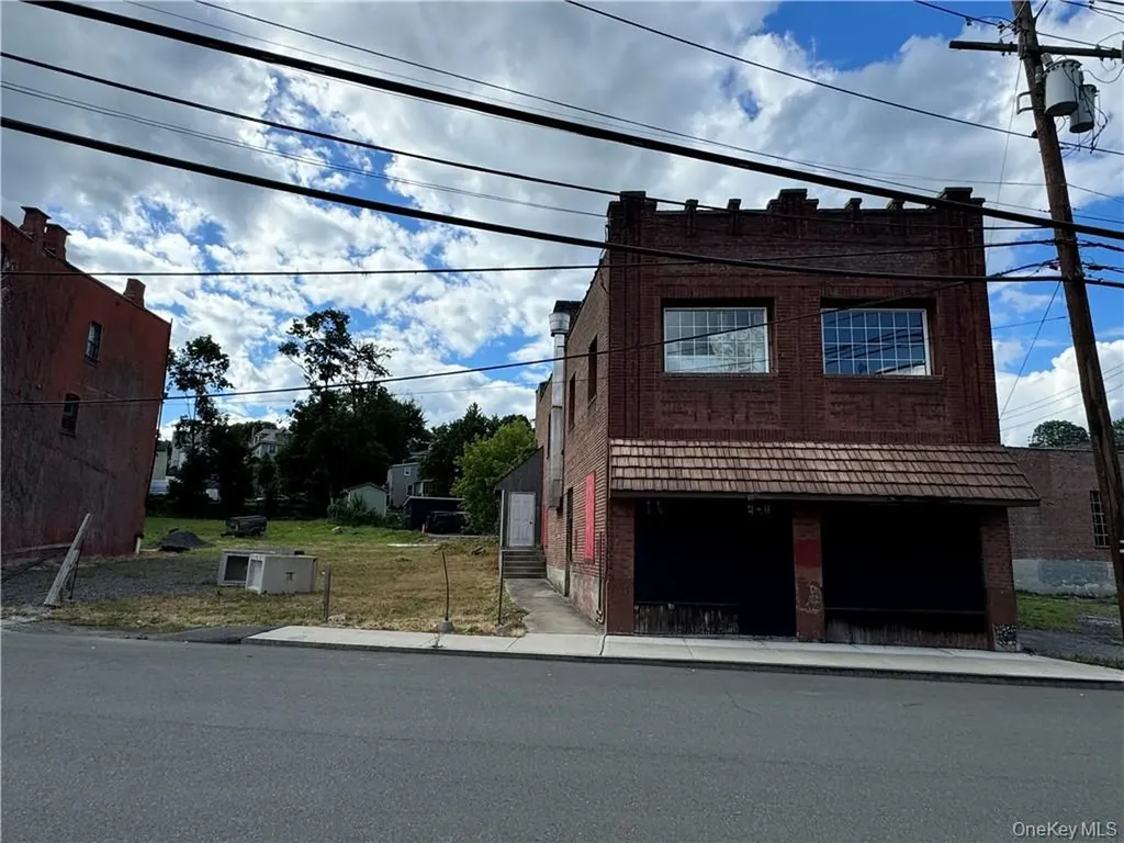 8 Franklin Street Middletown NY 10940