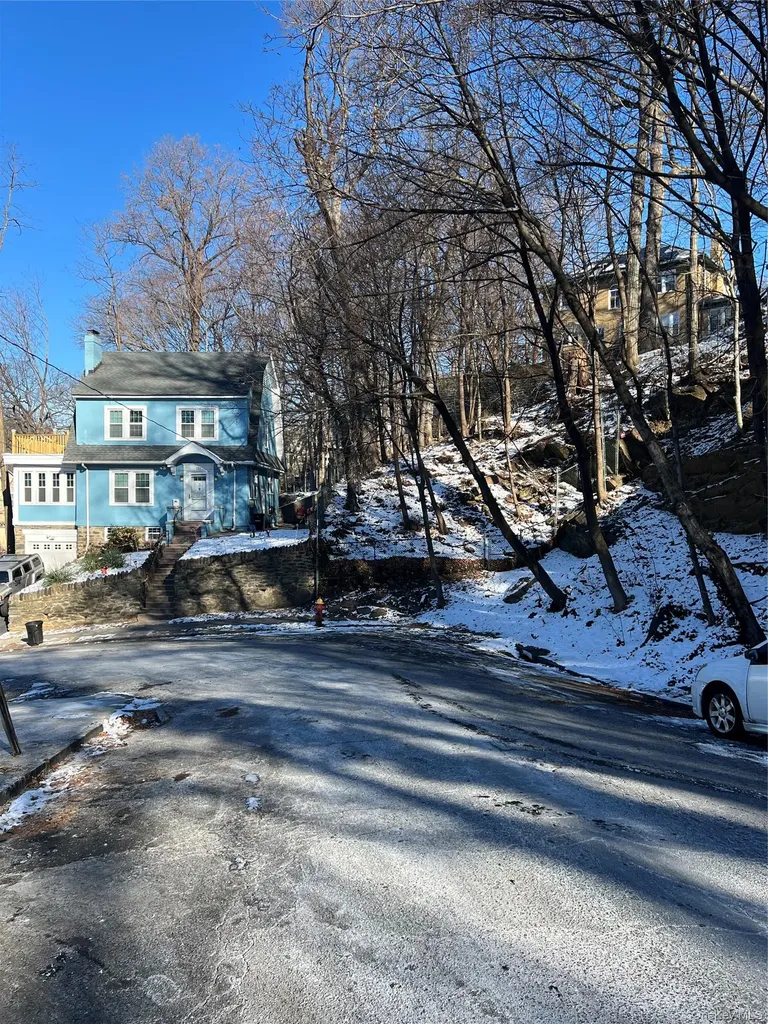 102 Courter Avenue Yonkers NY 10705