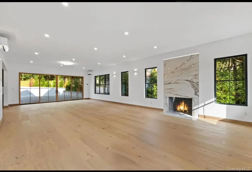 22 Whippoorwill Road E Armonk NY 10504