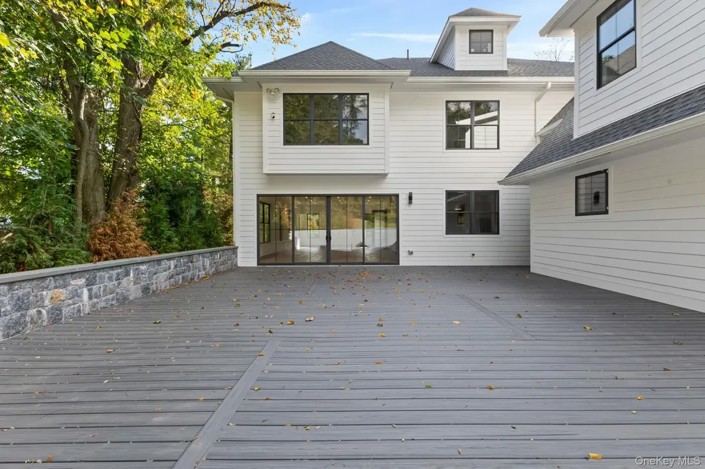 22 Whippoorwill Road E Armonk NY 10504
