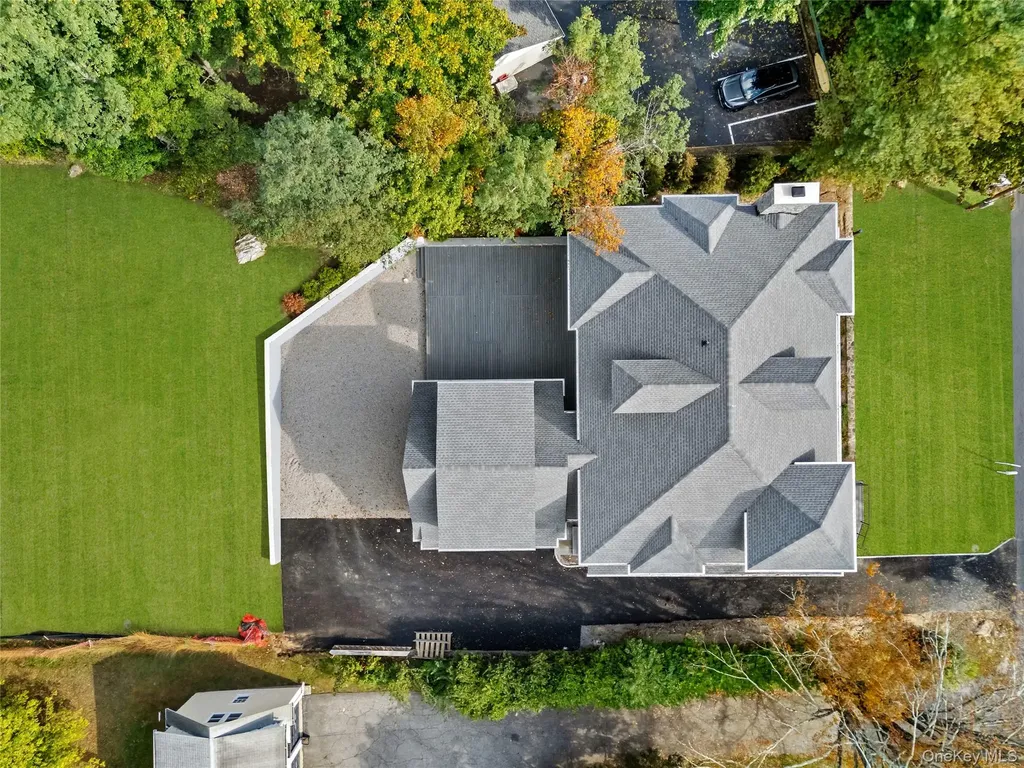 22 Whippoorwill Road E Armonk NY 10504