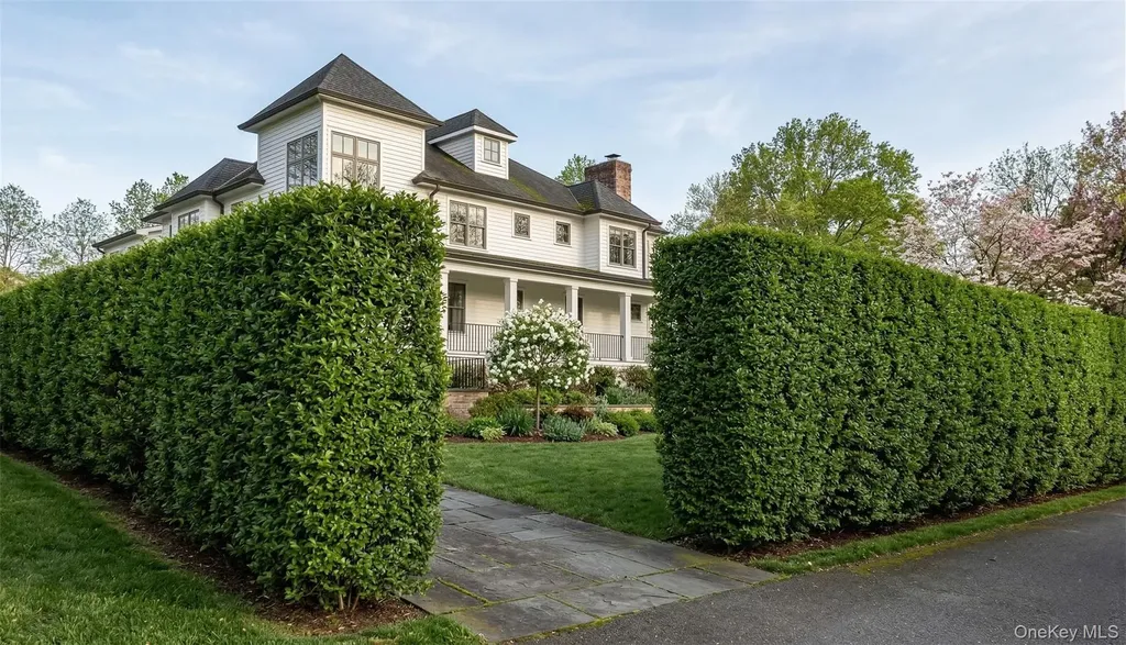 22 Whippoorwill Road E Armonk NY 10504